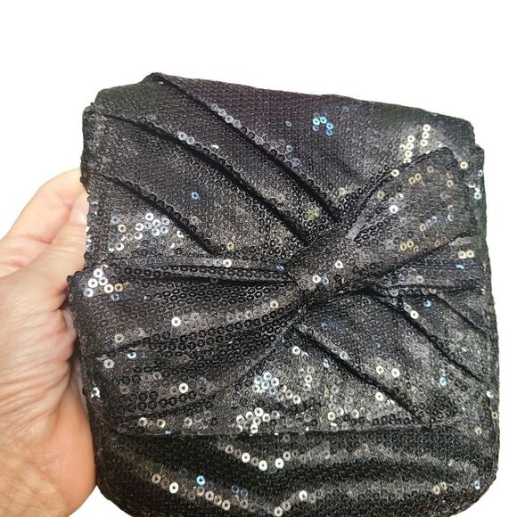CHARLOTTE RUSSE Bag Shoulder or Clutch Sequins Bow Chain - Picture 4 of 13